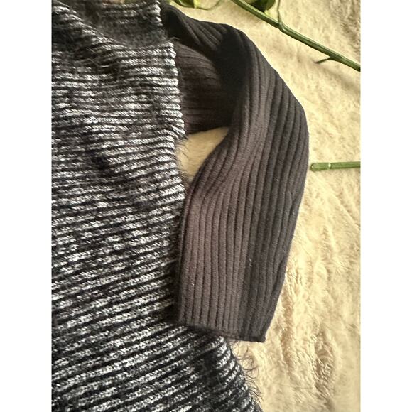 Simply Noelle Fuzzy Moto Cardigan Sweater Size S/M 8-10 - Picture 6 of 9